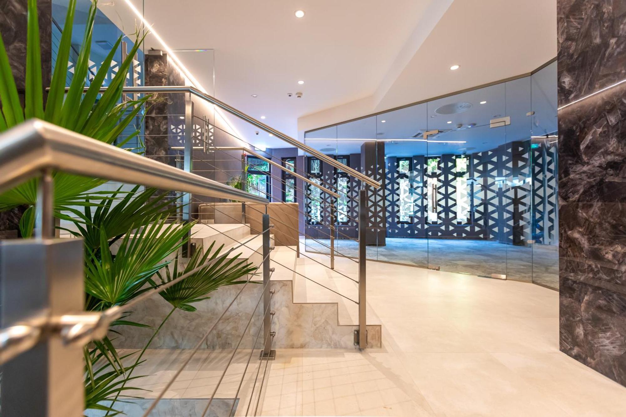 Hotel Crystal Wellness & Spa Superior ソバタ エクステリア 写真