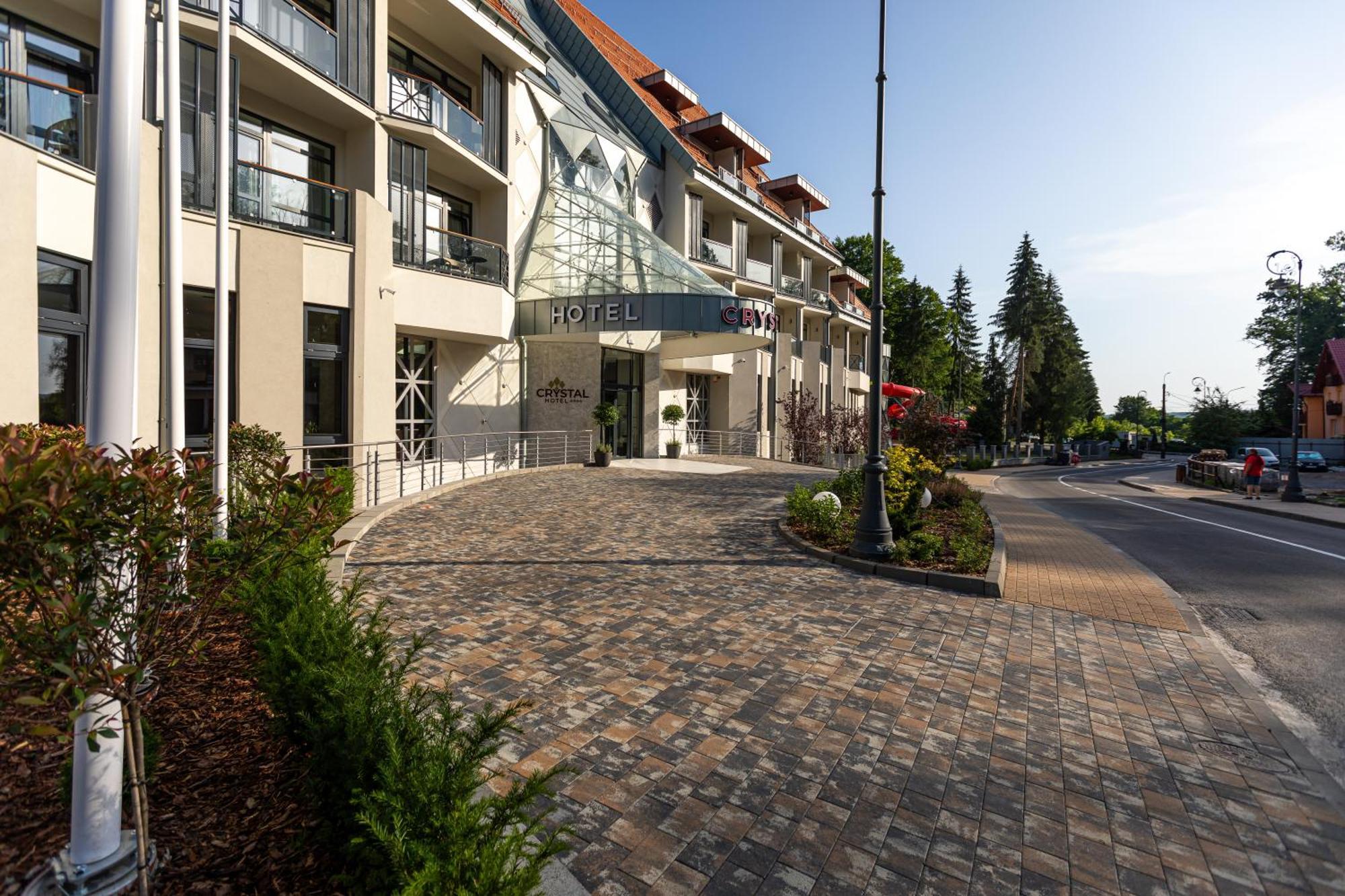 Hotel Crystal Wellness & Spa Superior ソバタ エクステリア 写真