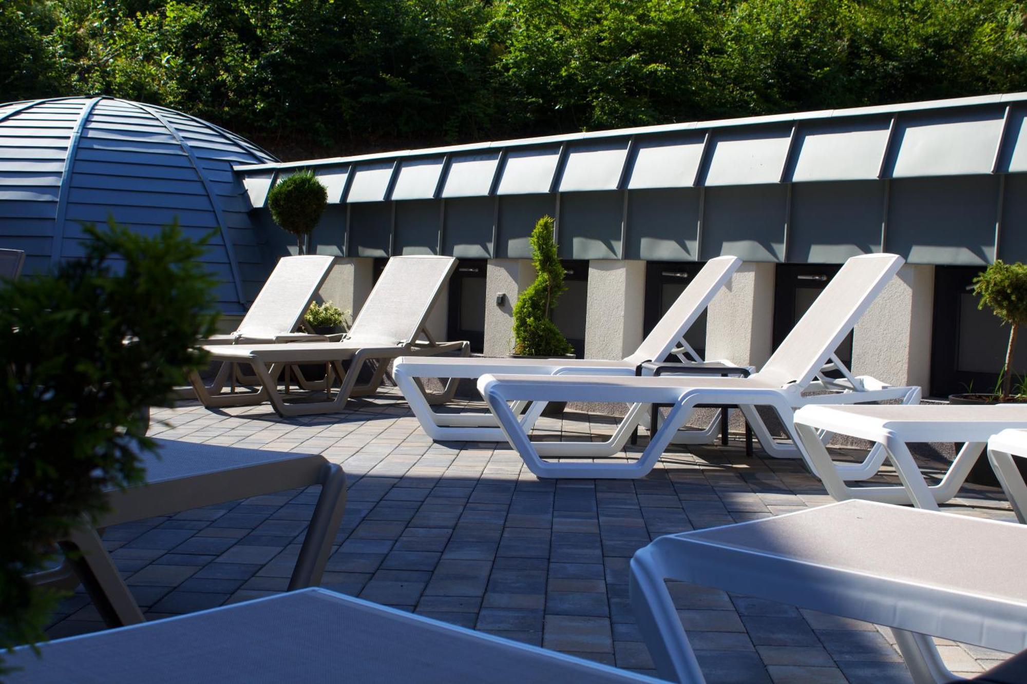 Hotel Crystal Wellness & Spa Superior ソバタ エクステリア 写真
