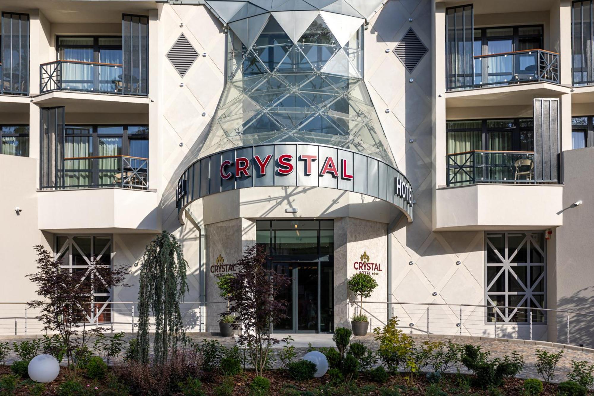 Hotel Crystal Wellness & Spa Superior ソバタ エクステリア 写真